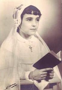 COMMUNIONS ORAN DU PATRONAGE ORAN DE LA JUS SAINT LOUIS  19XX ANDREE  GIL